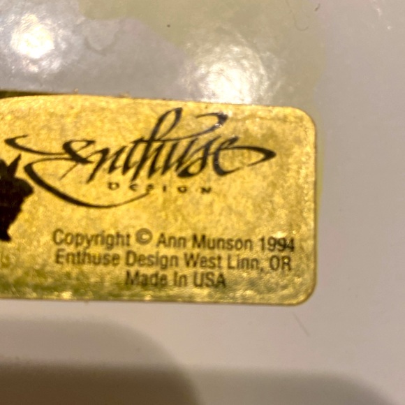 3/$15. Cat towel holder - Picture 4 of 4